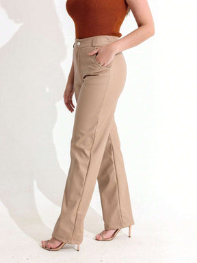 calca-feminina-de-couro-wide-leg-bege-linda-carioca-02